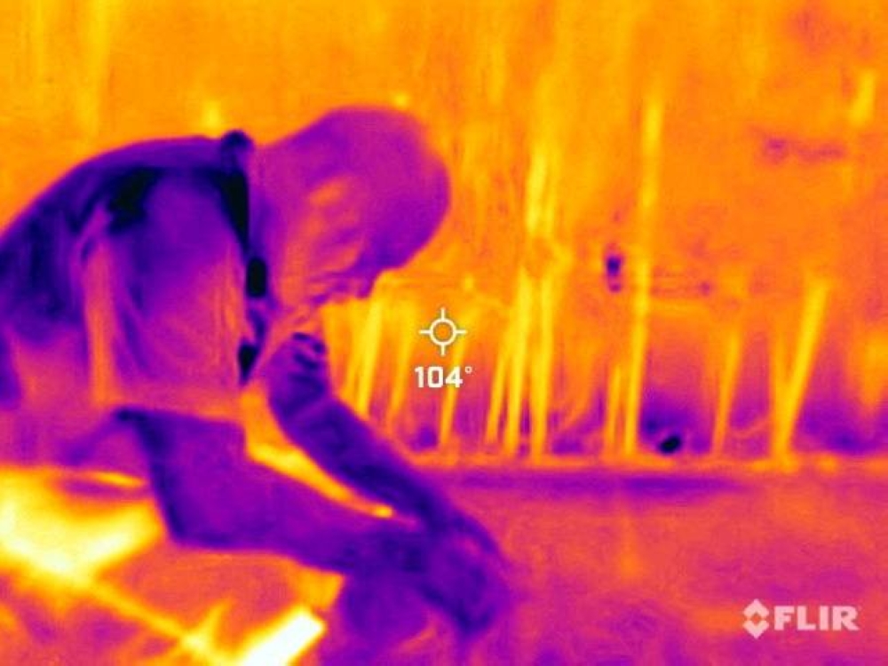 Phoenix scorched by record-breaking heat wave as thermal camera captures the intensity