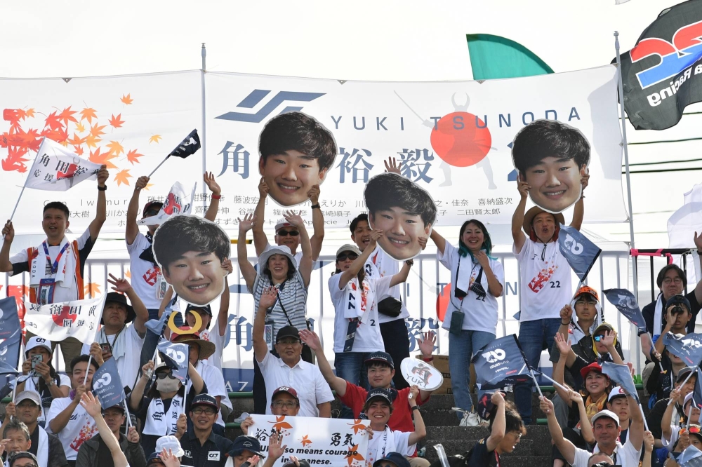 写真の中：日本グランプリの2日目