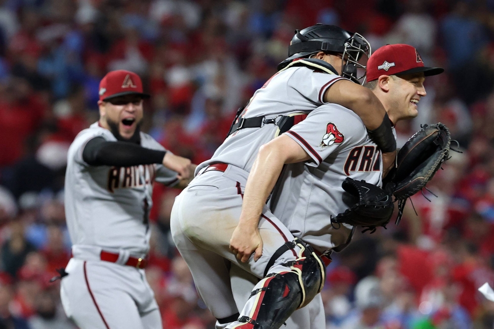 Comeback Cardinals finish off Rangers to win World Series in seven