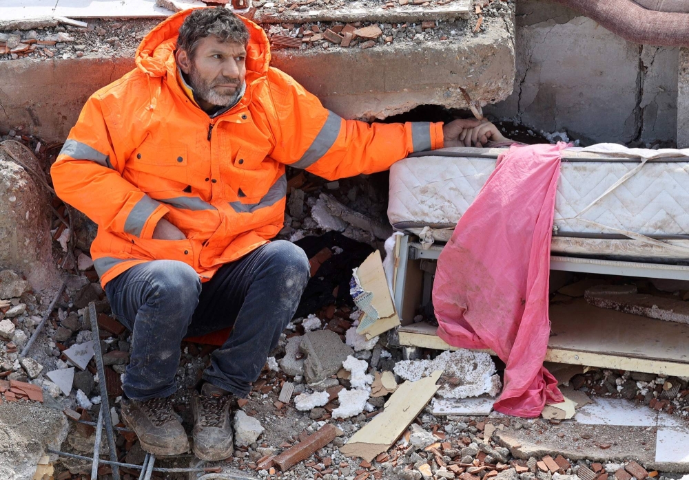 ‘Time has stopped’: Grieving father relives Turkish quake