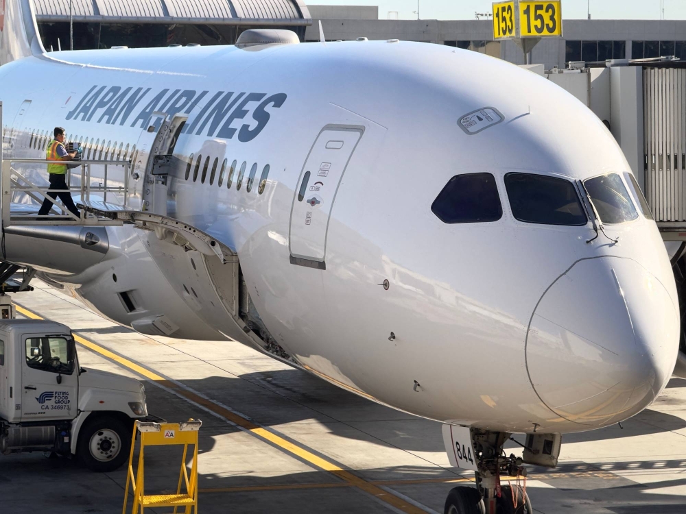 JAL expects ¥2 billion in lost revenue due to Haneda jet crash