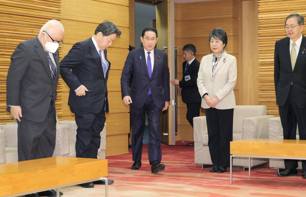Japan to boost legal aid for crime victims and bereaved families