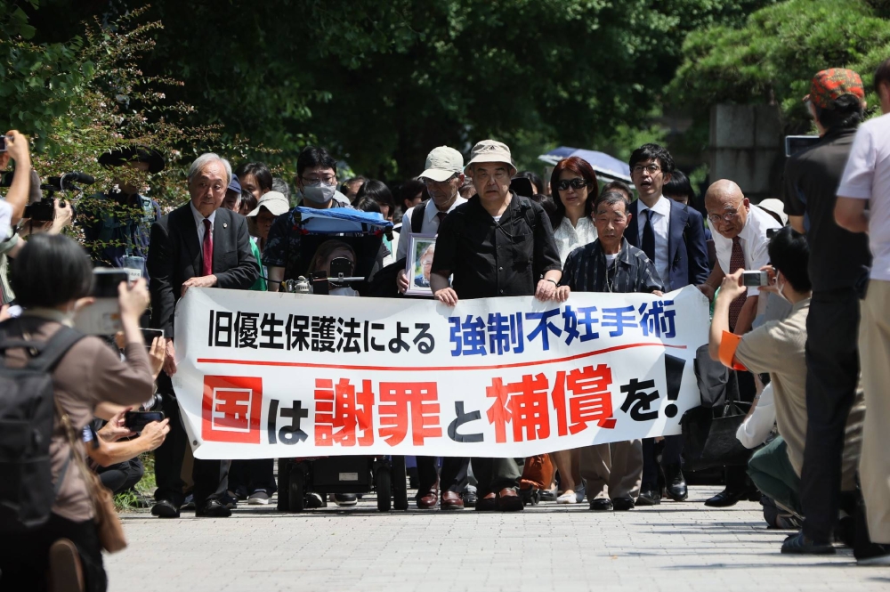 希少　Human Sterilization To-Day Japan court orders government to pay damages for forced