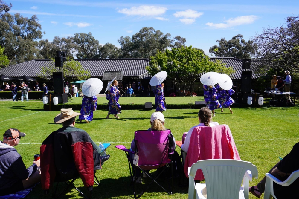 Memorial events mark 80 years since Japanese pow breakout in Australia