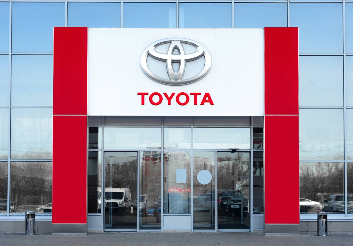 Toyota pushes production of first U.S.-made electric vehicle into 2026