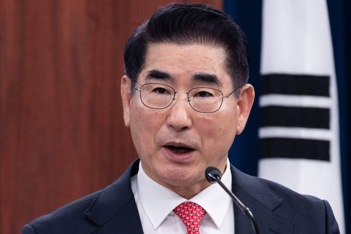 South Korean ex-defense minister attempts suicide: official 