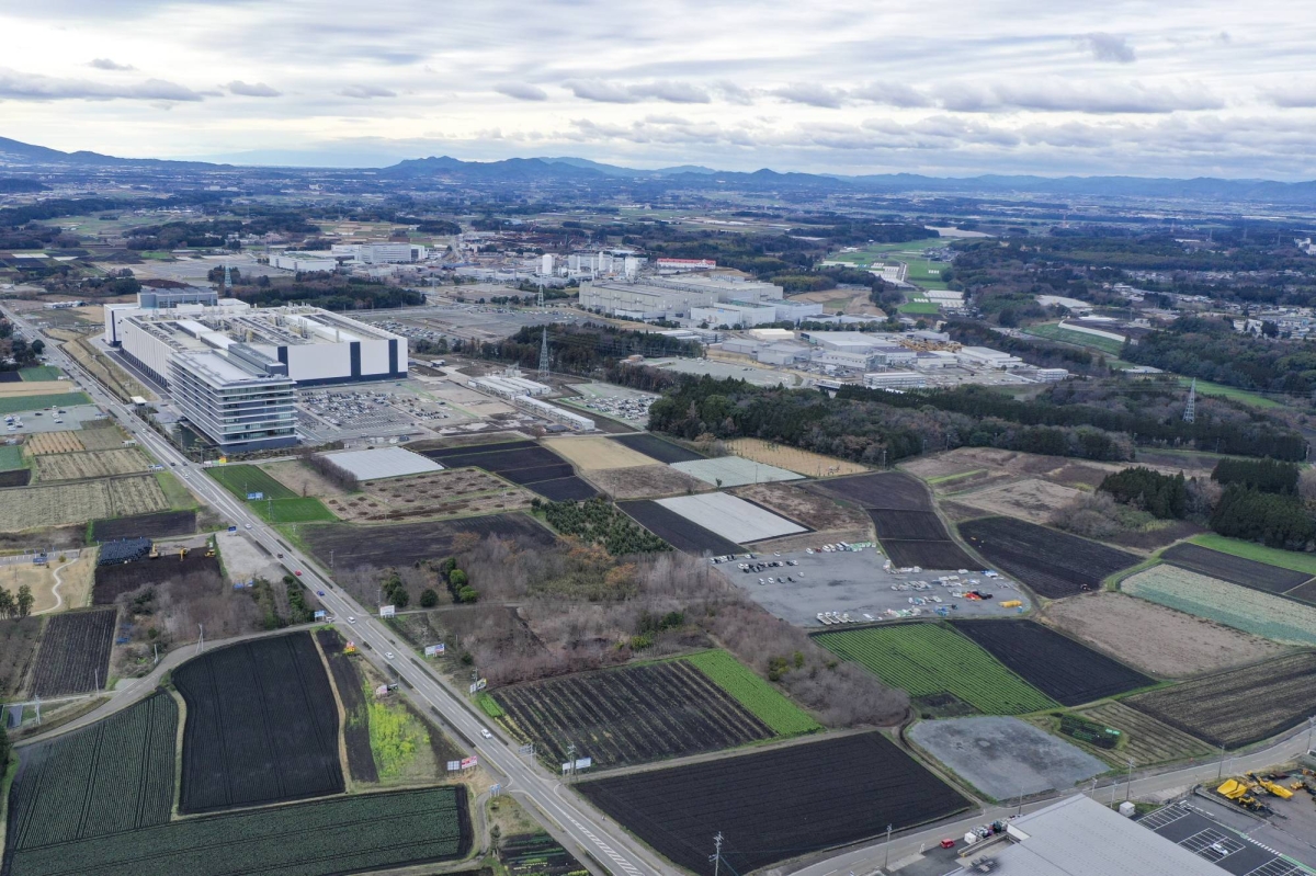 Chip cities rise in Japan’s fields of dreams