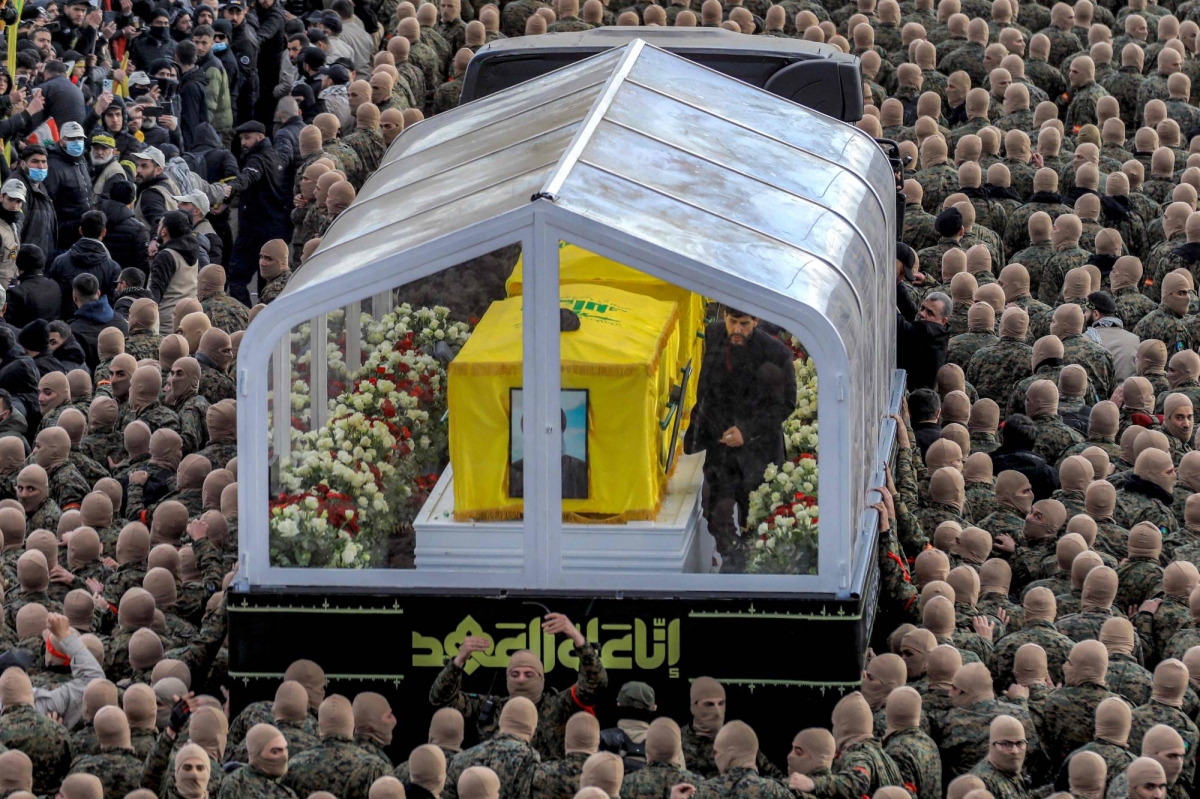  Hezbollah chief vows resistance as masses mourn Nasrallah 
