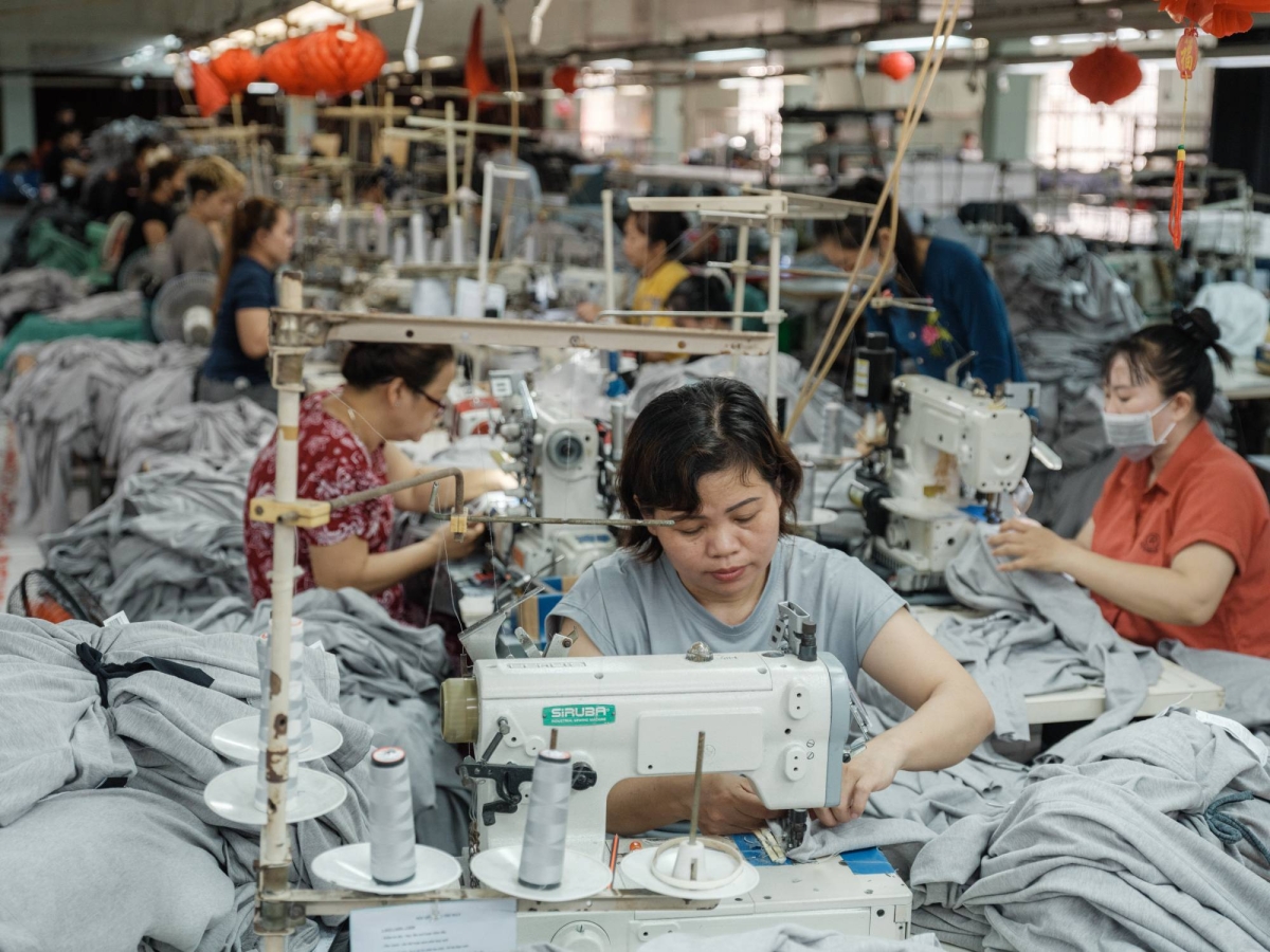Global factories struggle to overcome Trump tariffs and uncertainty do sex