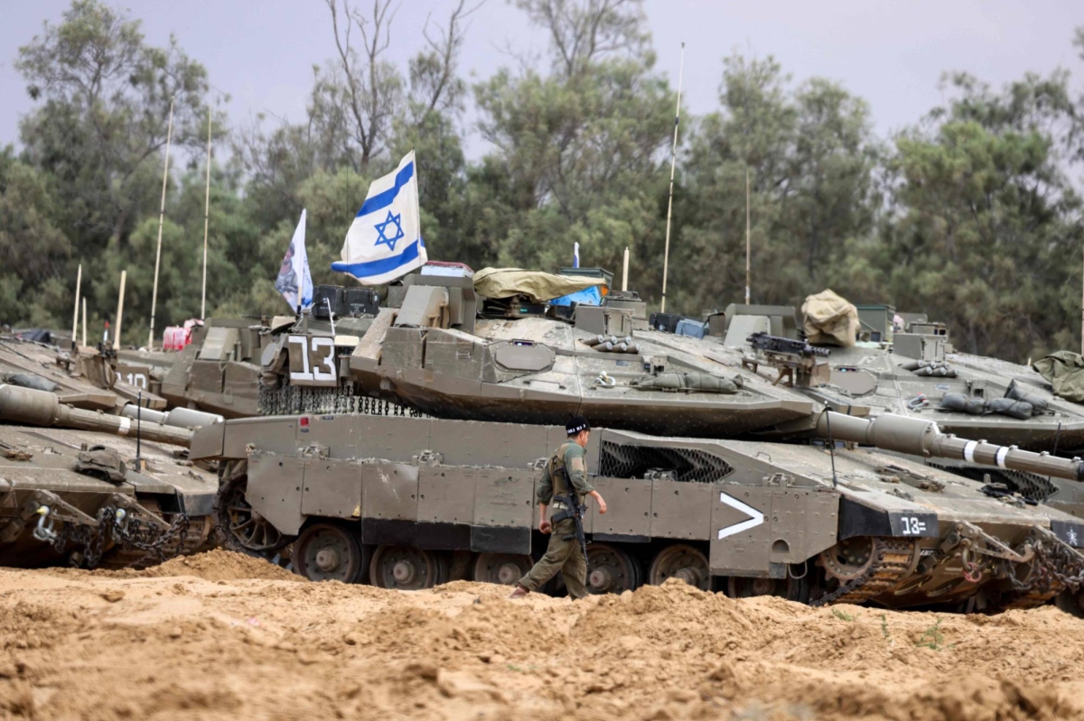  Israel prepares to scale up pressure on Gaza ahead of Trump visit 