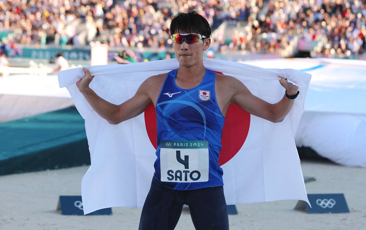 洋楽 Laboratorium - Modern Pentathlon OTC Elite's Rowland celebrates 30th anniversary of Olympic