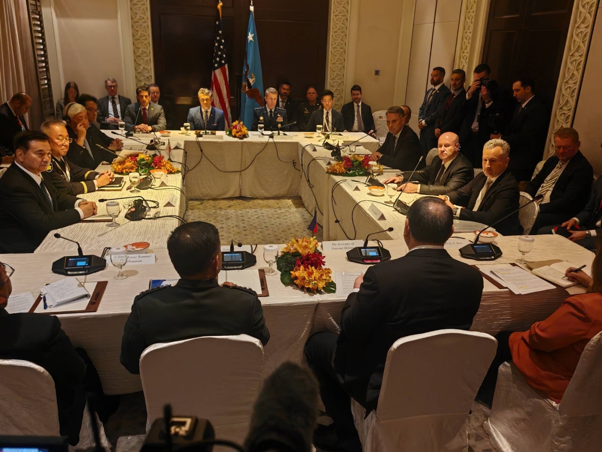  ‘Squad’ defense chiefs meet with eye on countering China 