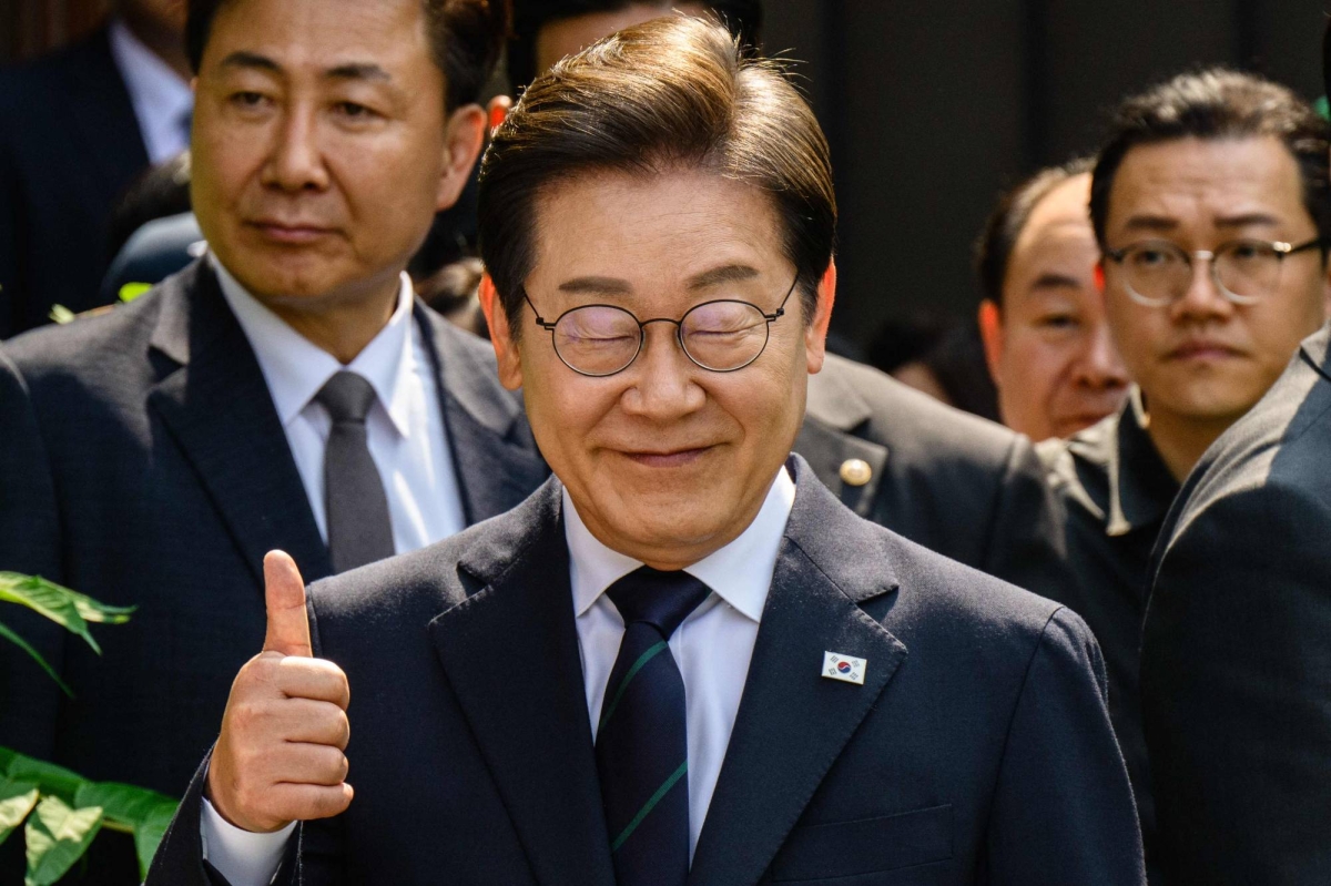  South Koreas presidential front-runner backs nuclear power — for now 
