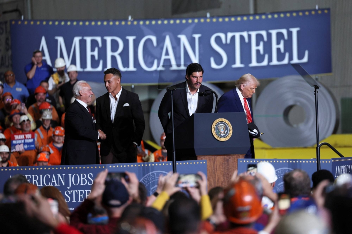 Steelers respond to fans after QB Mason Rudolph attends Trump rally