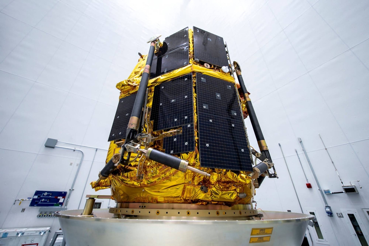  Japanese space startup Ispace fails in second moon-landing mission 