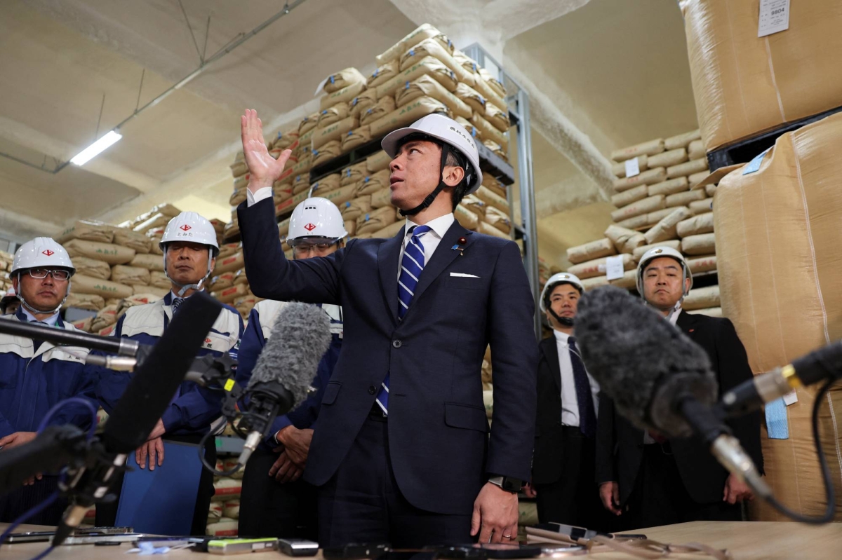 From ridicule to redemption: Rice crisis returns Koizumi to the spotlight