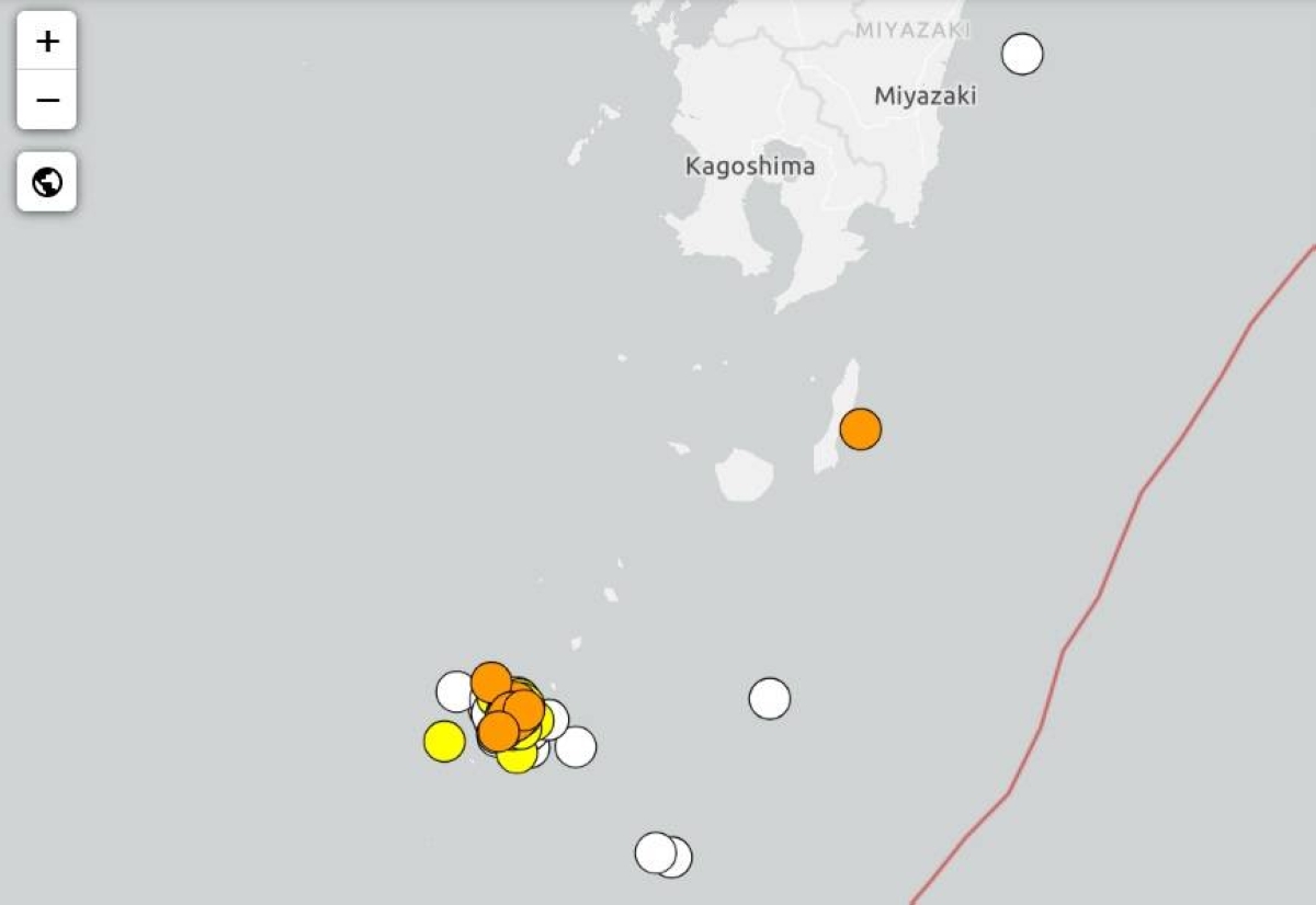 Japan earthquake 900 times Japan earthquake 900 times