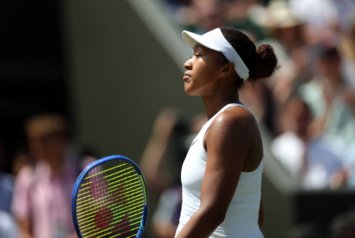  Osaka out of Wimbledon as Pavlyuchenkova battles back 