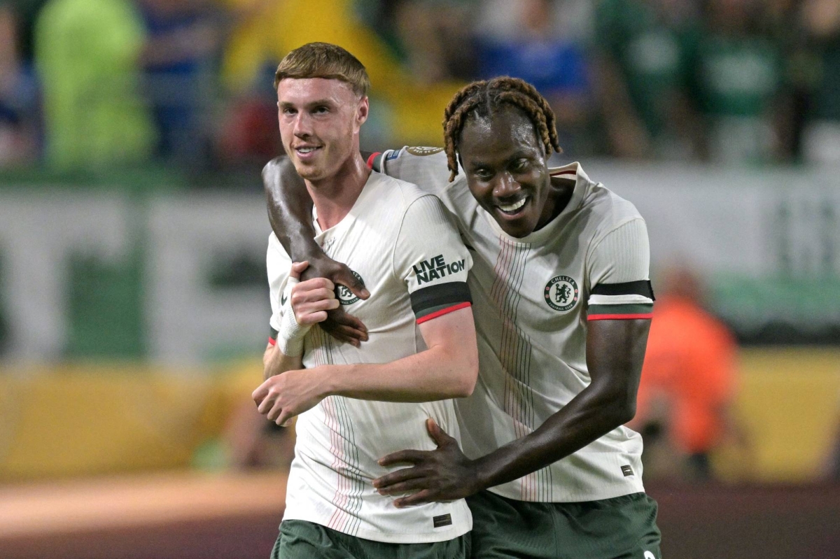  Late own goal sends Chelsea past Palmeiras and into semifinals 