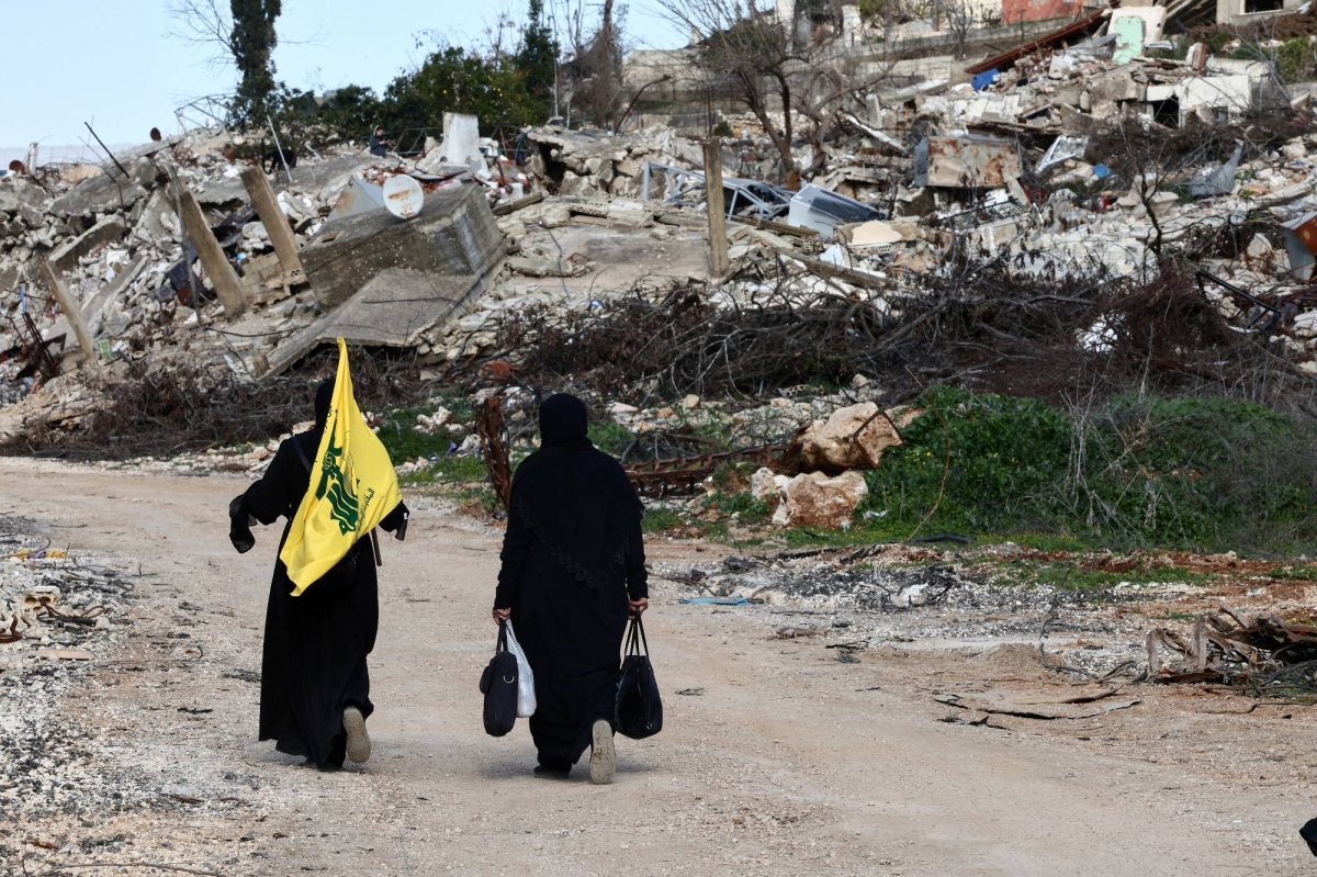  Under pressure, Hezbollah weighs scaling back its arsenal 