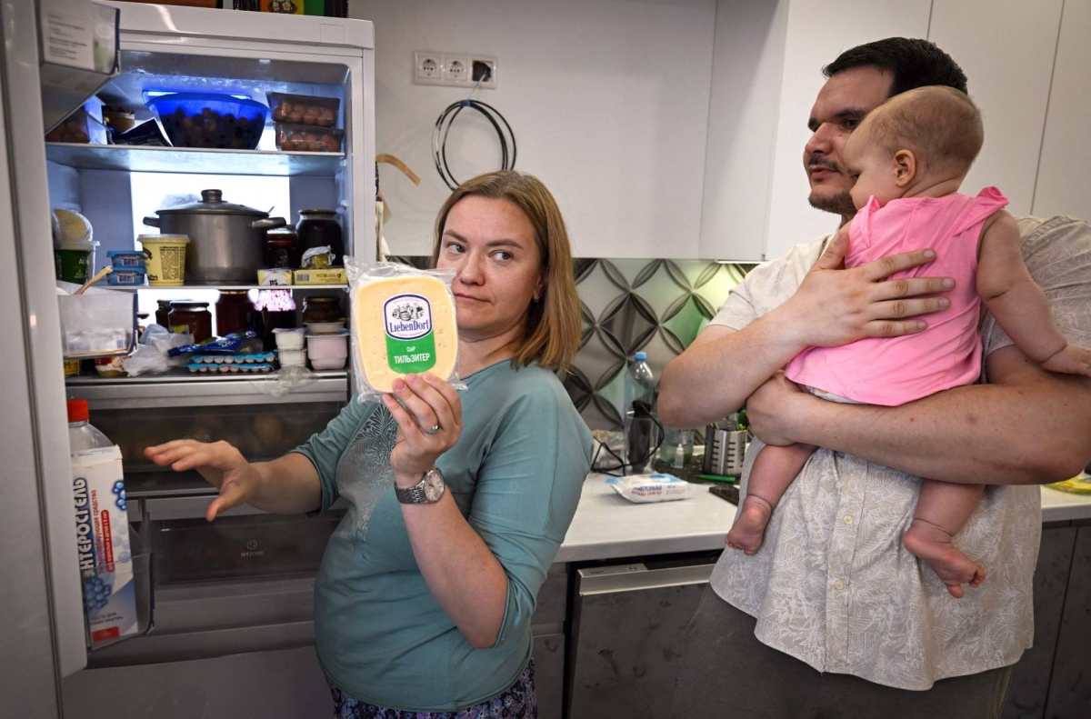 Sanctions? No big deal, say middle-class Russian couple