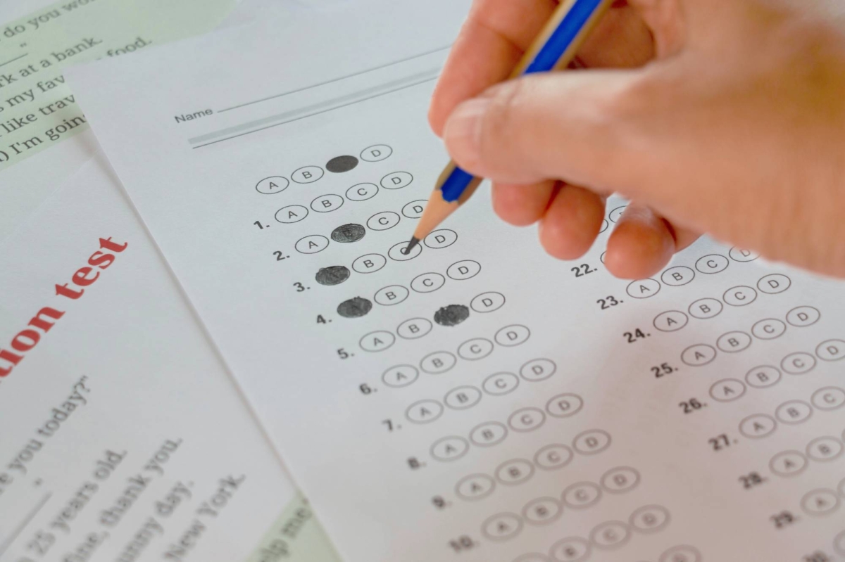  Over 800 people found to be involved in TOEIC cheating scheme 