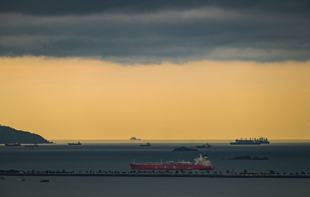 U.S. could resist COSCO inclusion in CK Hutchison port sale