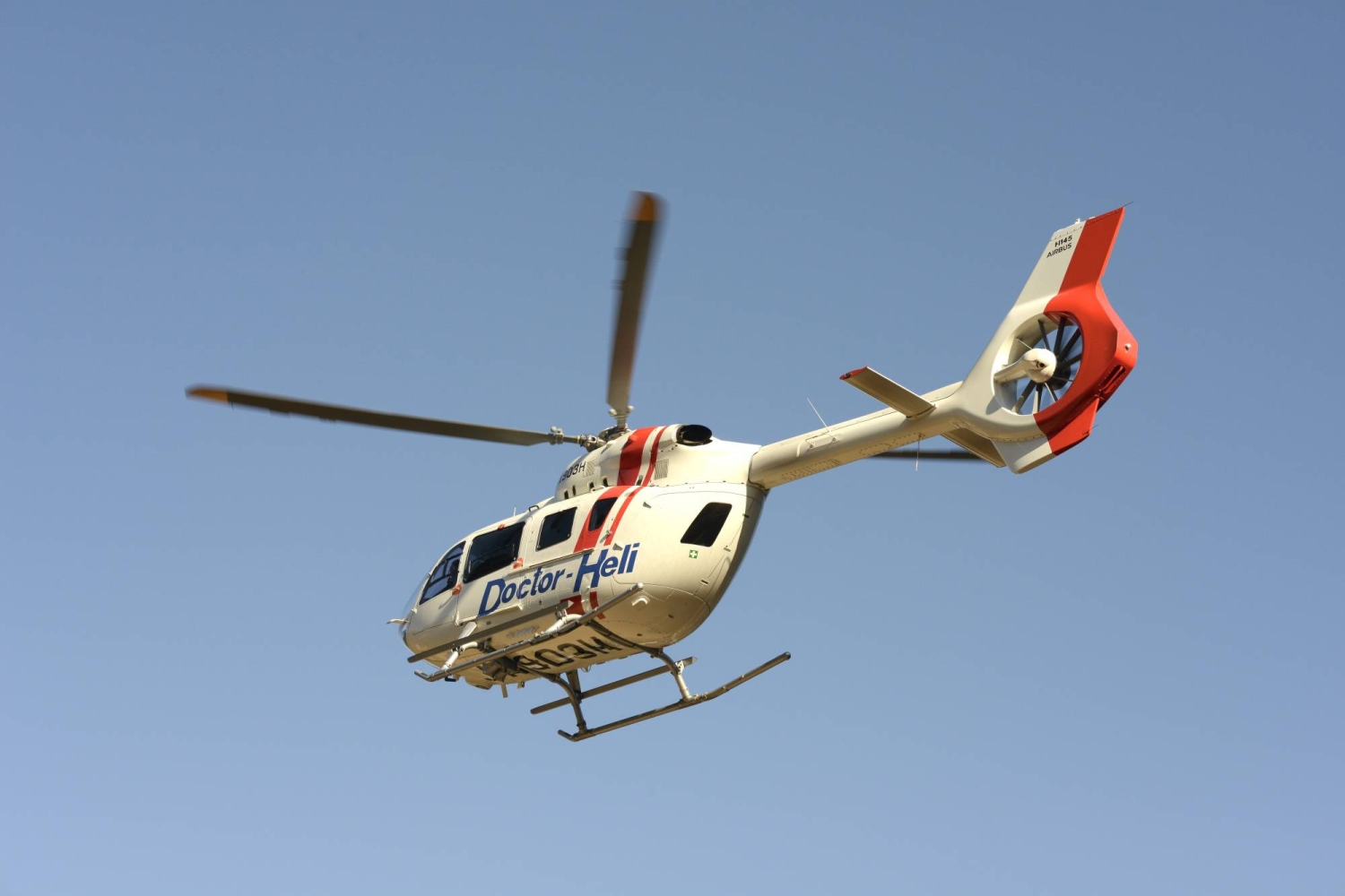 Tokyo temporarily halts medical helicopter operations due to staff shortage