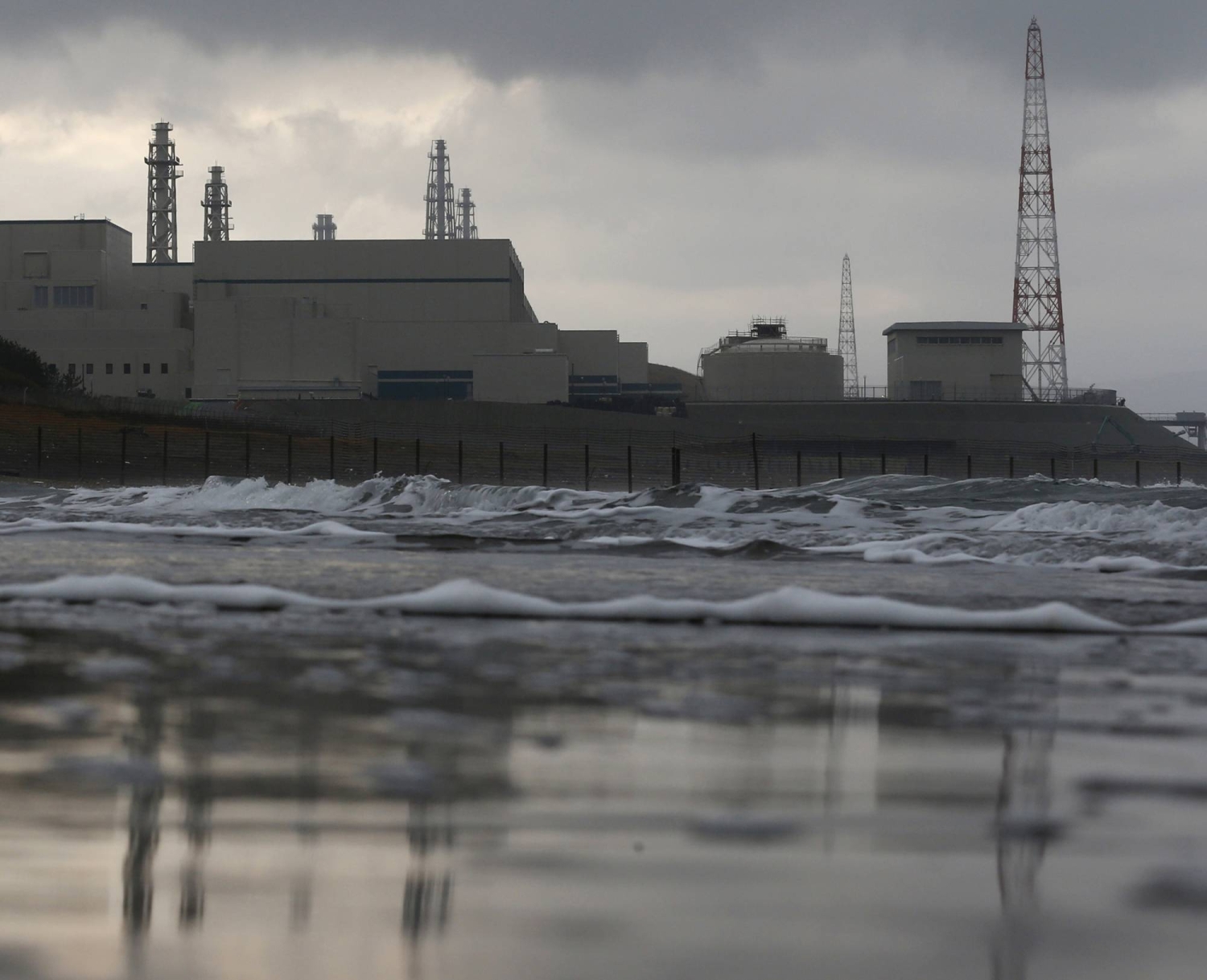 Tepco mulls decommissioning some Kashiwazaki-Kariwa reactors