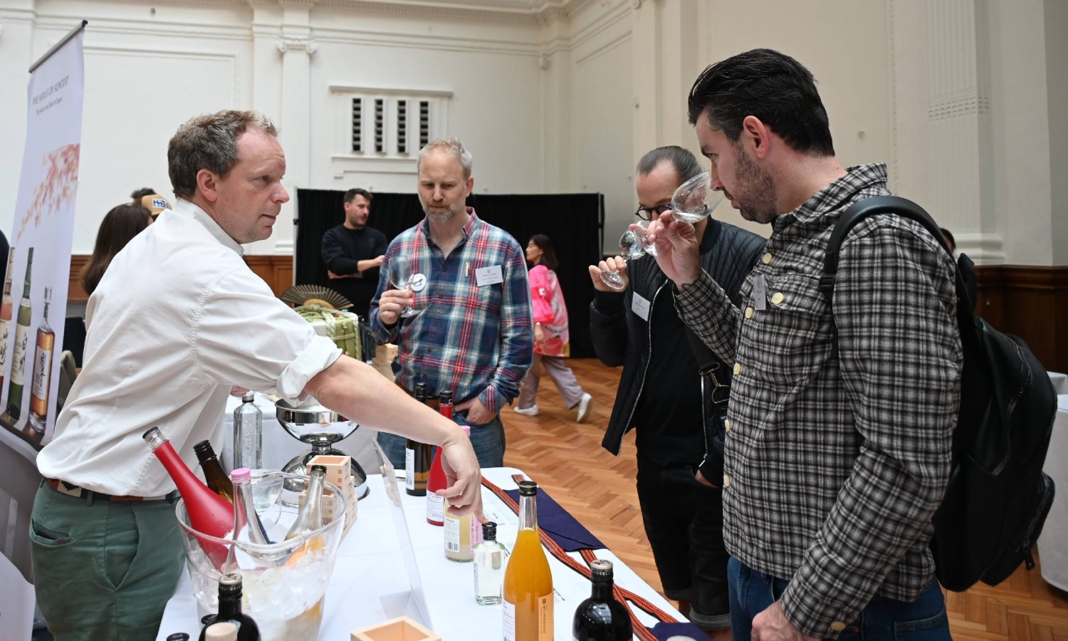  Sake industry boosting promotion in Britain 