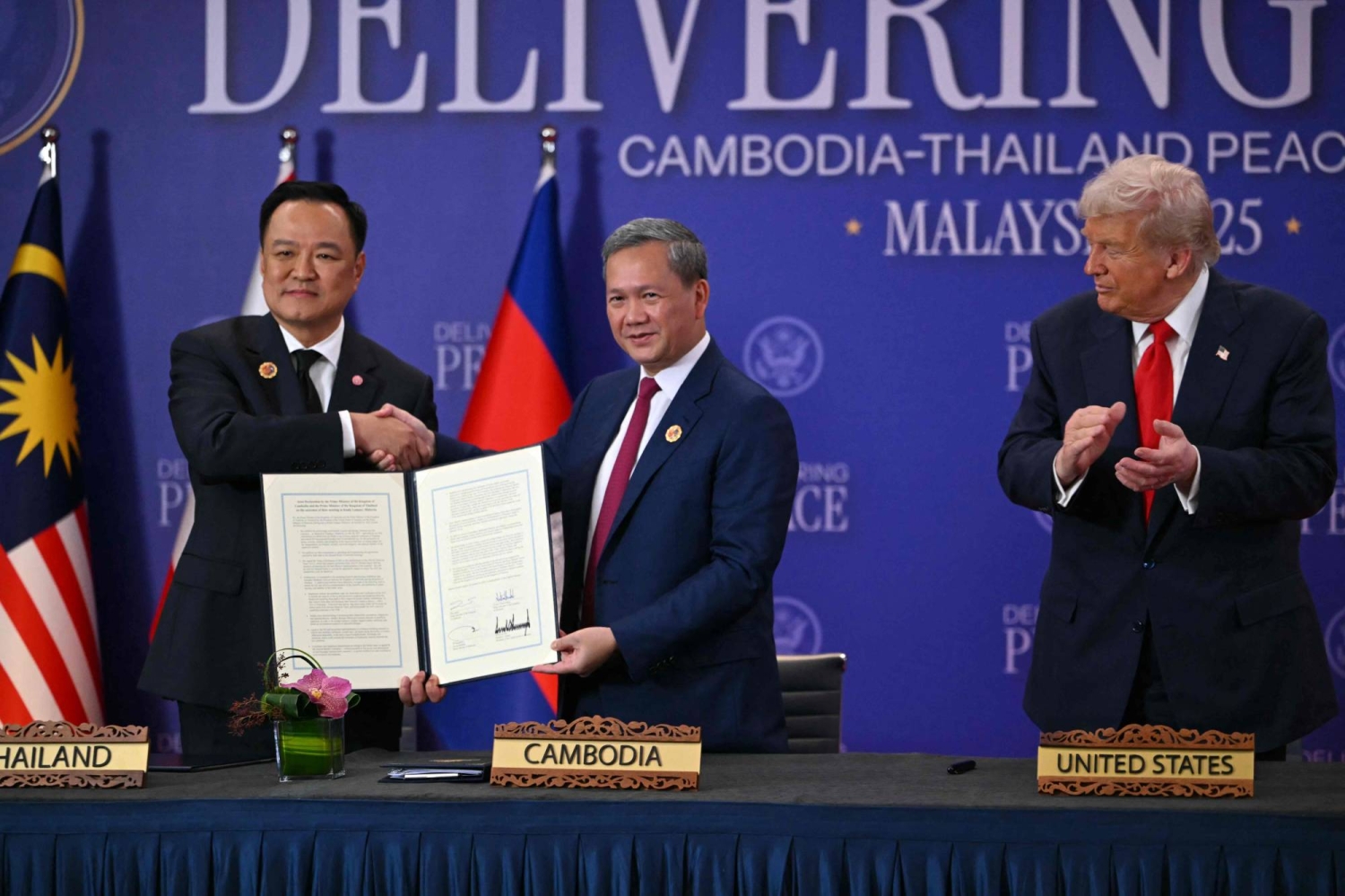 Trump headlines ASEAN summit as Thailand-Cambodia sign ceasefire deal