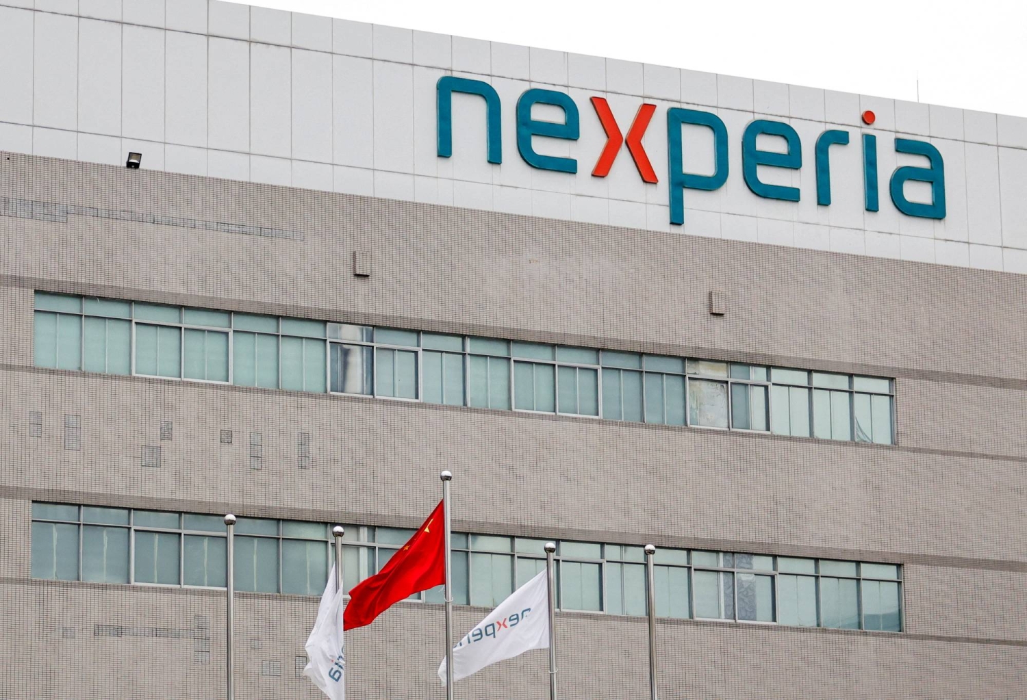 Netherlands returns control of Nexperia to Chinese owner