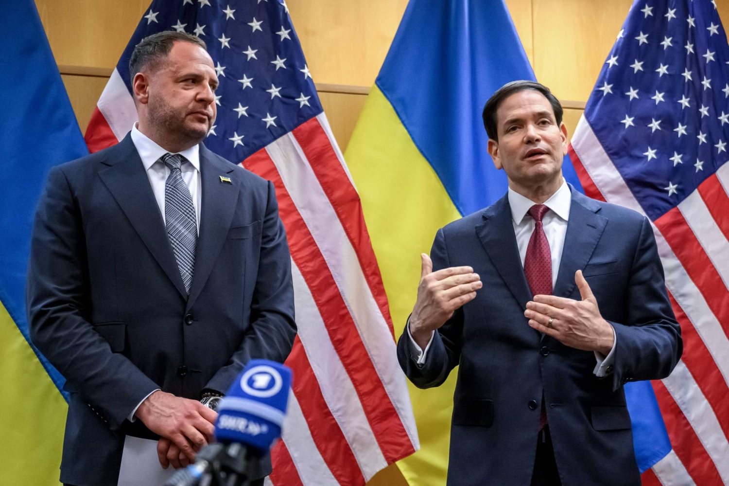 U.S. and Ukraine continue work on 'refined' peace plan to end war with Russia
