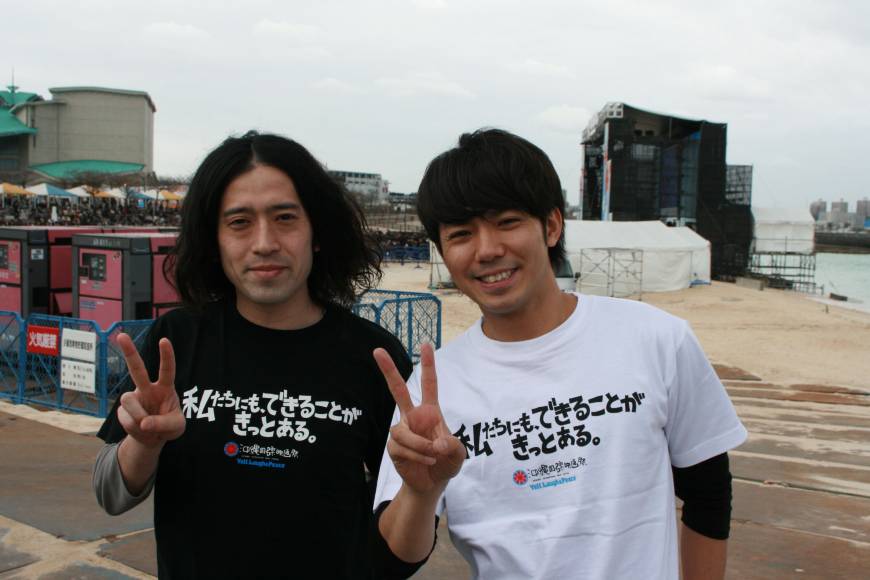 Satoshi Kanada and Akiyoshi Kawashima, of the popular duo Hannya, who graduated from NSC Tokyo in 2004.