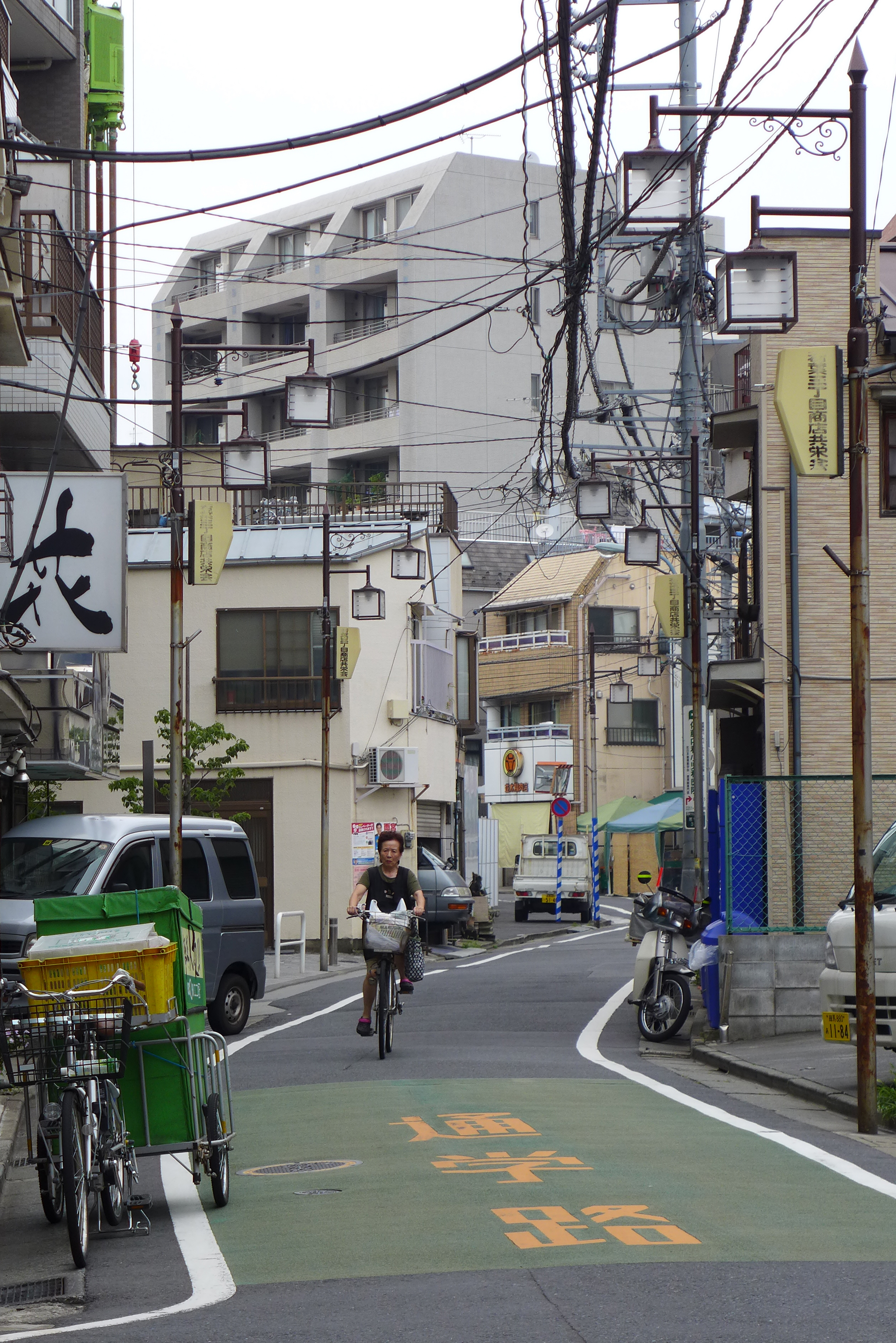 A river runs through it: A road near Wakaba shōtengai in Tokyo's Shinjuku Ward follows the path of a small river. | REBECCA MILNER