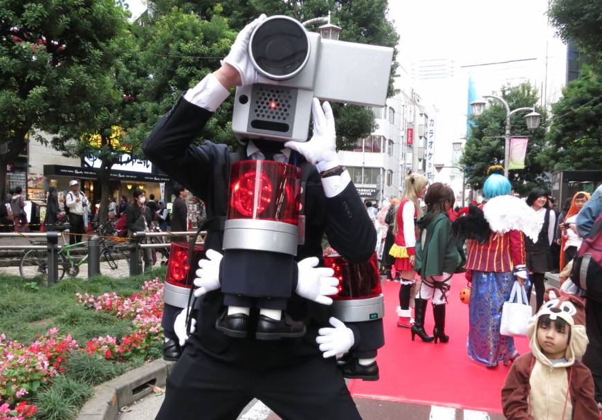Copy that — From the catwalk of the Ikebukuro Cosplay Fes, powered by NicoNico Douga.