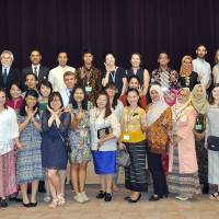Forty participants from 24 countries pose for the closing ceremony of the 2017-18 Short-term Training Program for Foreign Teachers of Japanese Language organized by The Japan Foundation Japanese-Language Institute in Urawa, Saitama  Prefecture, on Aug. 18. | COURTESY OF THE JAPAN FOUNDATION JAPANESE-LANGUAGE INSTITUTE, URAWA
