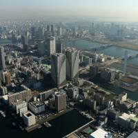 Japan\'s economy has been recovering moderately in September, boosting the likelihood of the current expansion becoming the second longest in the postwar period, according to the Cabinet Office. | BLOOMBERG