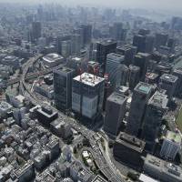 ﷯Further consolidation of Japan\'s regional banks seems unavoidable due to a rapidly aging population and ultralow interest rates. | BLOOMBERG
