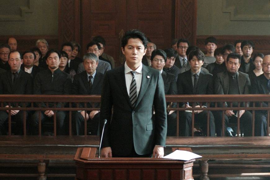 Law and order: Masaharu Fukuyama plays a lawyer with questionable qualities in 'The Third Murder.' | © 2017 FUJI TELEVISION NETWORK/AMUSE INC./GAGA CORPORATION ALL RIGHTS RESERVED.