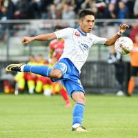 Yuya Kubo shoots during Gent\'s 2-0 win over Oostende in the Belgian first division on Sunday. | KYODO