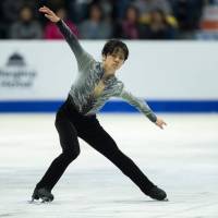 Shoma Uno competes in the short program at Skate Canada in Regina, Saskatchewan, on Friday. Uno leads heading into Saturday\'s free skate. | AFP-JIJI