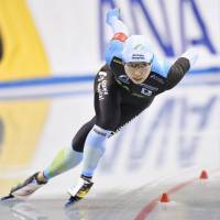Nao Kodaira competes in the women\'s 500-meter race at the National Single Distance Championships in Nagano on Saturday. She won the race the event in 37.25 seconds. | KYODO
