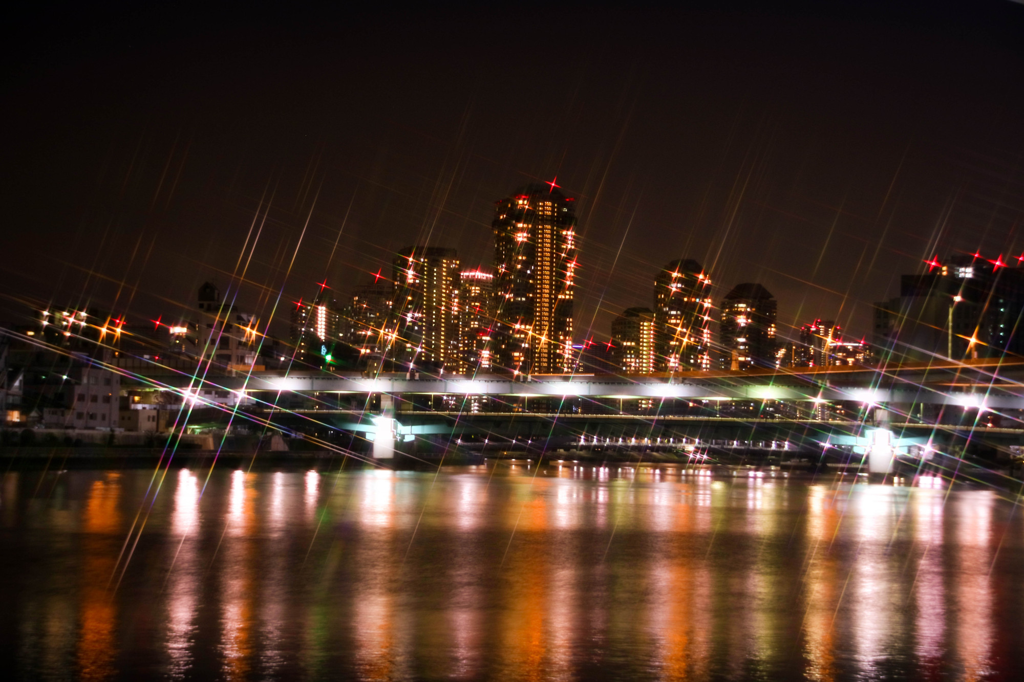 Tokyo's sizeable population sometimes forces property developers to take extreme measures to squeeze in an extra tenant or two. | ISTOCK