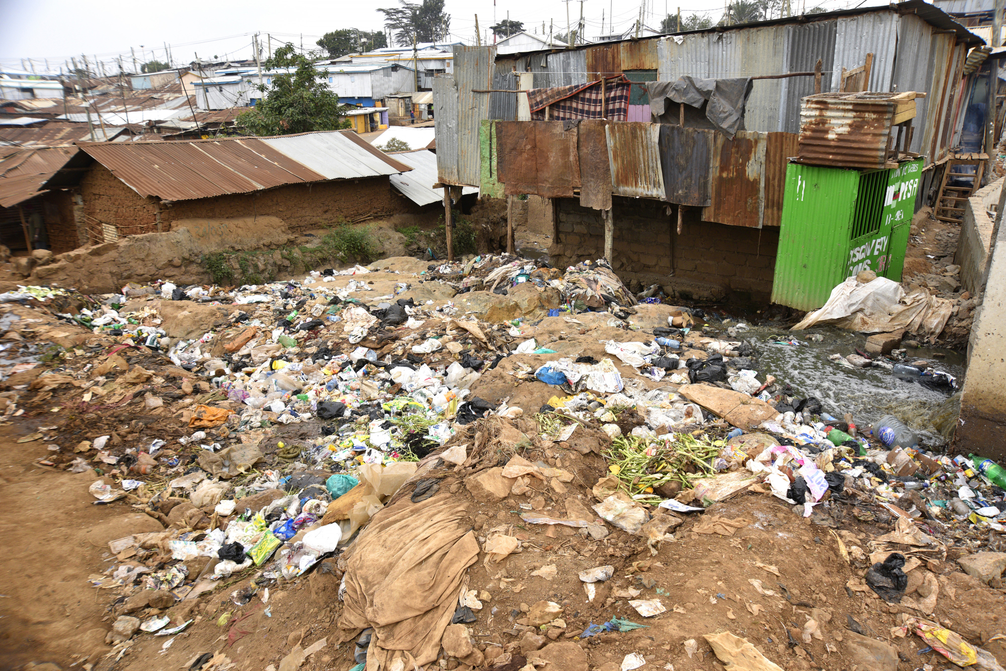 Where Are All the Trash Cans in Japanese Cities? - Bloomberg