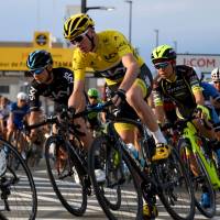 Britain\'s Chris Froome competes in the Saitama Criterium road race on Saturday. | AFP-JIJI