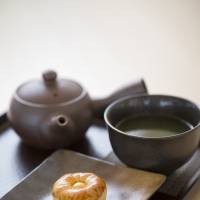 A cafe at the garden serves cups of genmaicha tea and manju confections. | CHRISTINA SJOGREN
