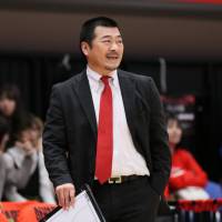 Osaka Evessa bench boss Dai Oketani has been one of Japan pro basketball\'s bright, young head coaches for more than a decade. | B. LEAGUE