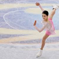 Satoko Miyahara nearly recored a personal-best score in the short program at the Grand Prix Final, but ended up fifth after struggling in the free skate. REUTERS | REUTERS