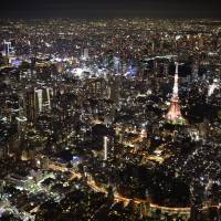 The Tokyo Metropolitan Government plans to survey foreign tourists about the city\'s nightlife as it seeks to spur more spending on entertainment and recreation. | KYODO